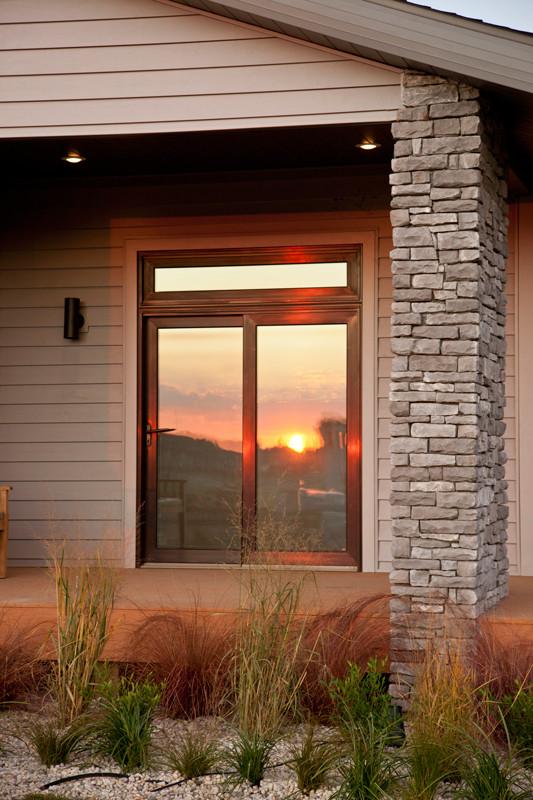 Myth Busters: Why Vinyl Siding is America's Hottest Home Design Feature