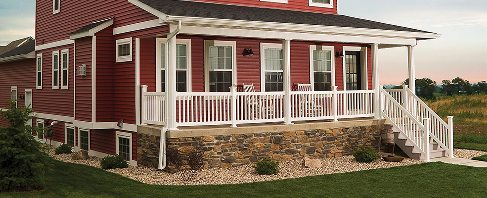 What You Need to Know About Vinyl Fence and Railing