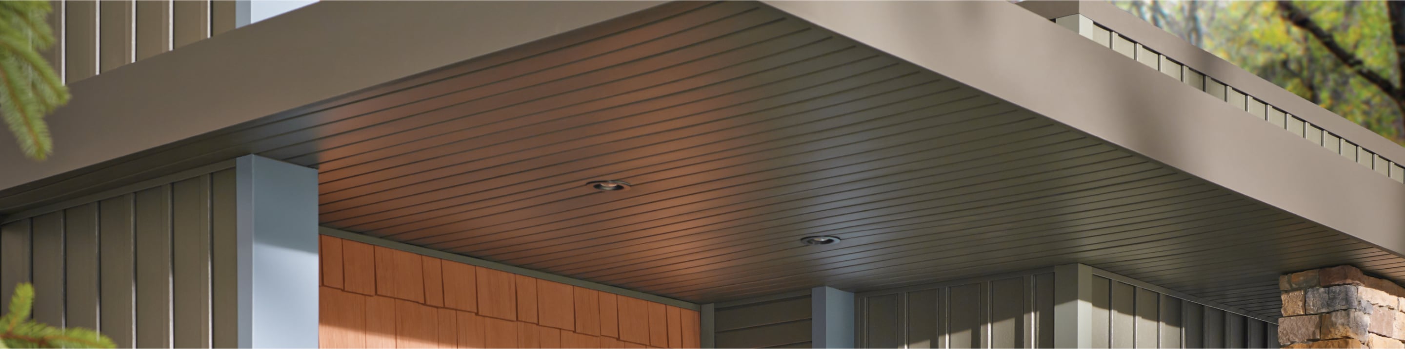 Full width image bar