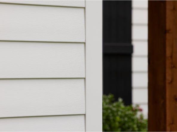 MAS_Exterior_CloseUp_Everplank_LapSiding_White_ProductCard_Module-1_1_296x220_p44