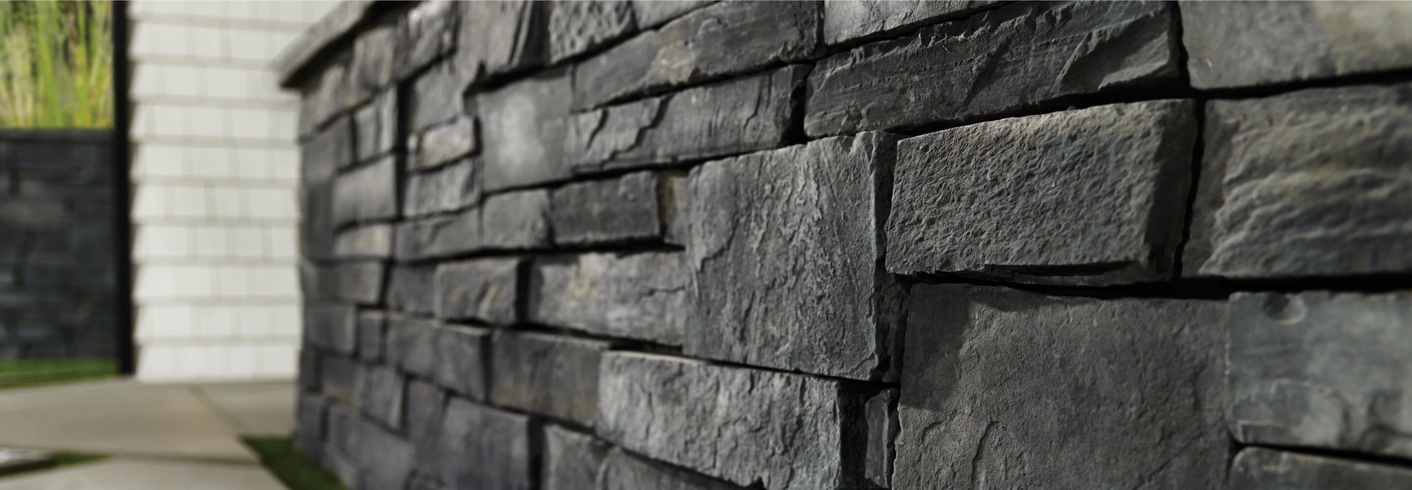 LULA Stone veneer Cascade Ledge in Mystic